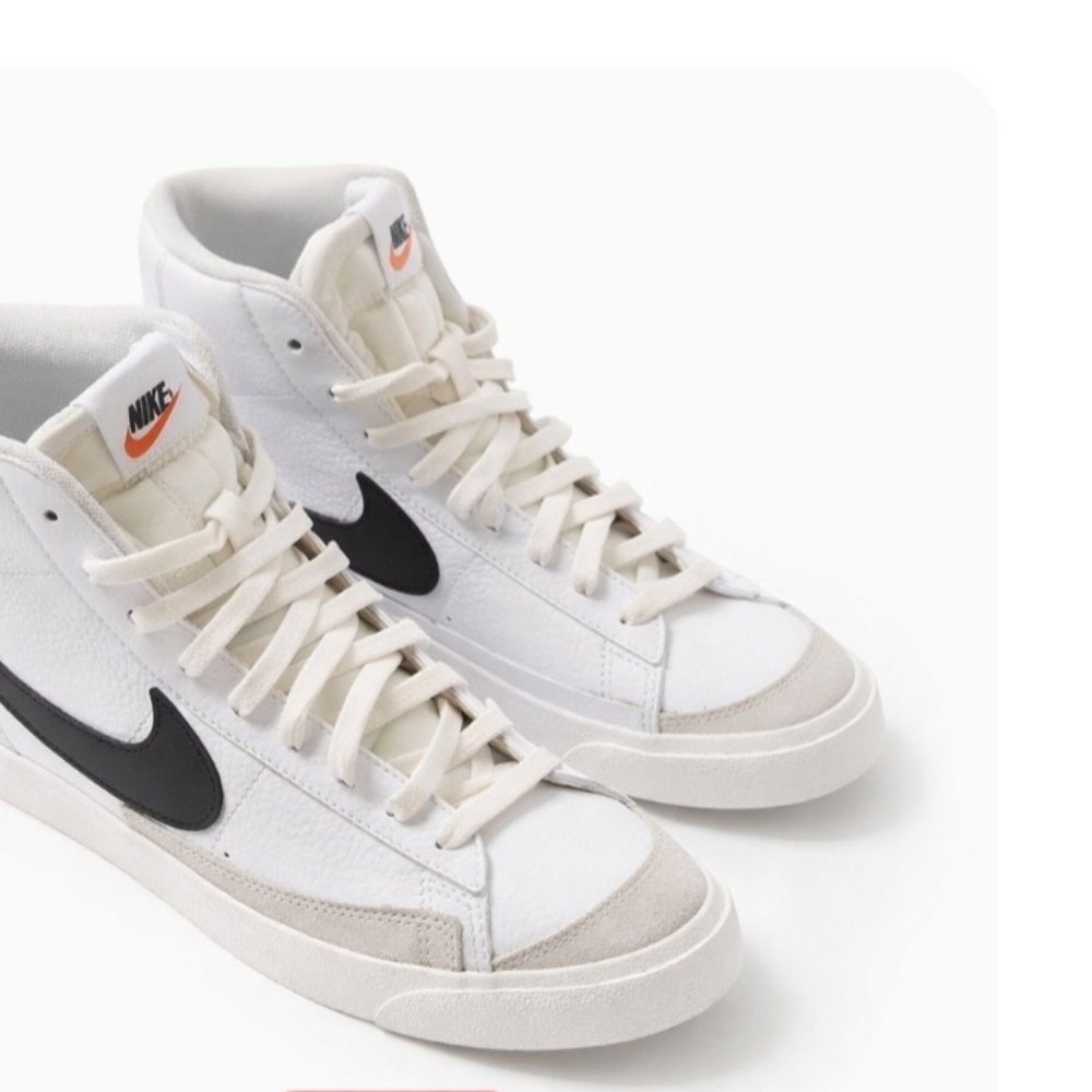 Nike Men's White and Black Sneakers